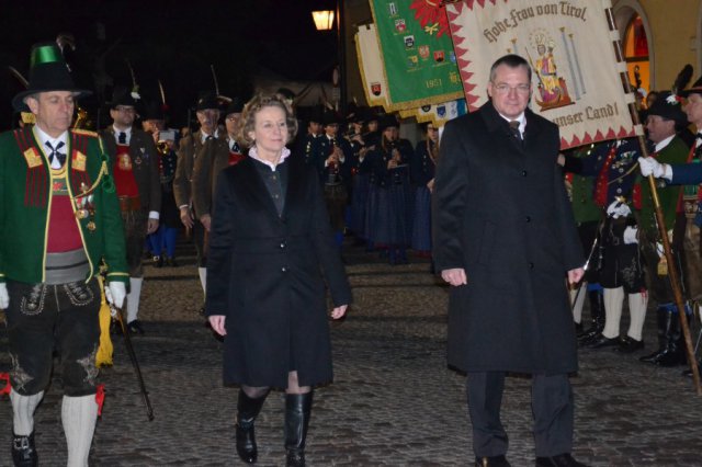 Enthüllung Gedenktafel Rathaus